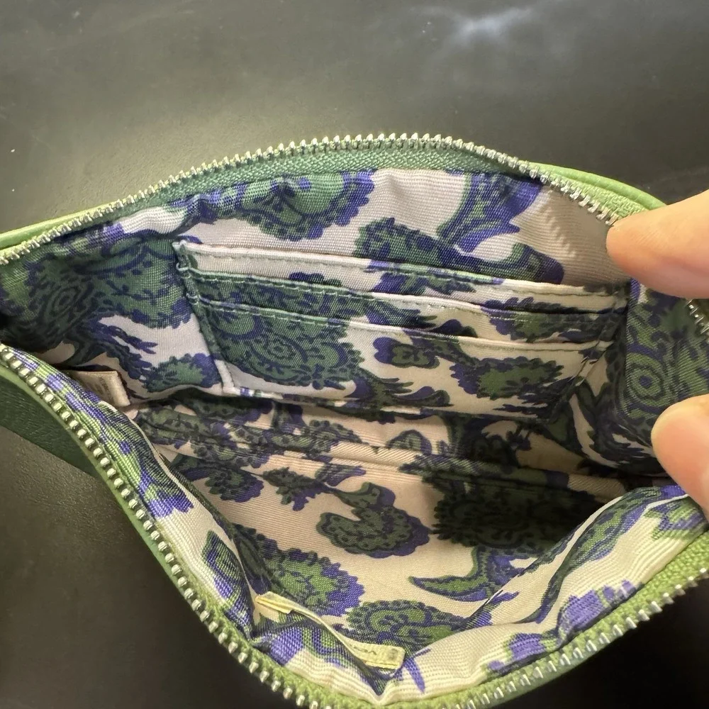 Vera Bradley Vegan Leather‎ Essential Zip Wristlet Green